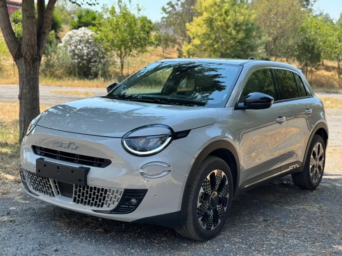 Fiat 600 Hybrid 100 CV DCT MHEV La Prima Beige - 2