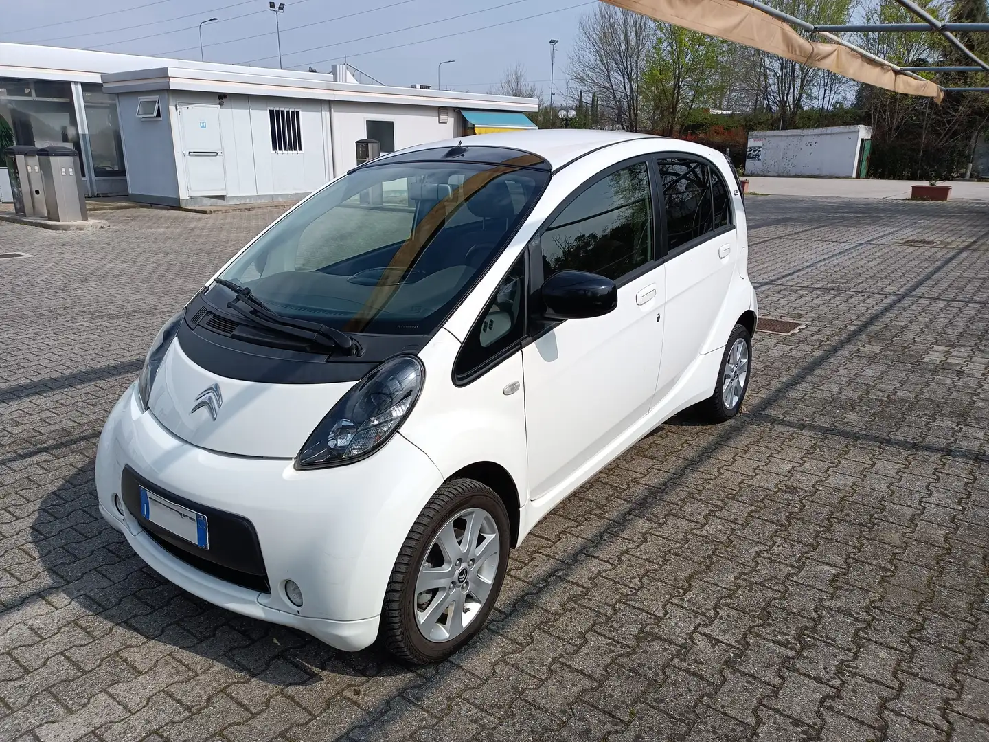 Citroen C-Zero Citroen C-Zero, elettrica, 12/2015 km 79000 - 35 KW Weiß - 1
