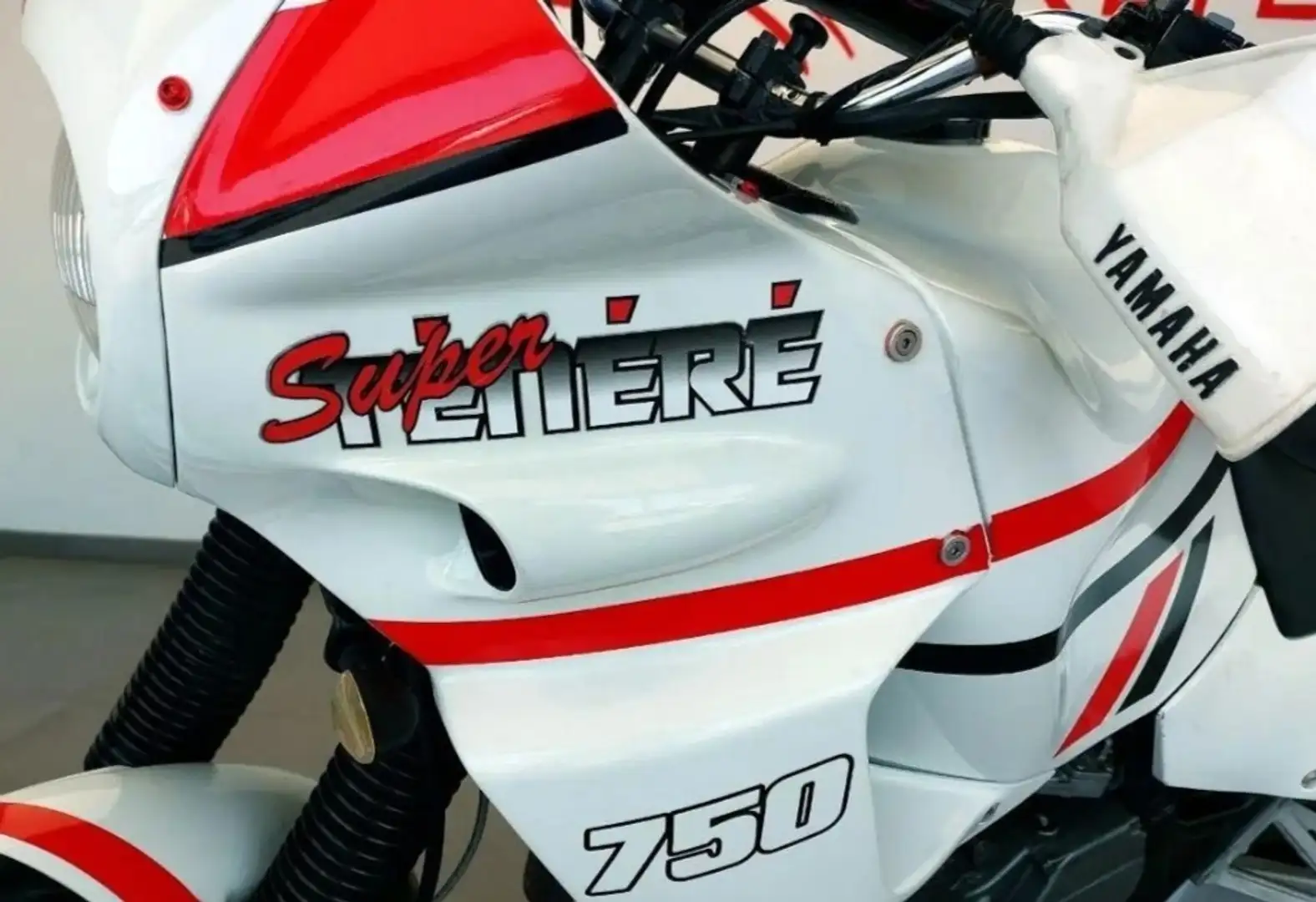 Yamaha XTZ 750 SUPER TÉNÉRÉ Fehér - 1