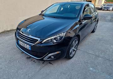 1.6 thp 125ch allure suivi garantie 12-mois