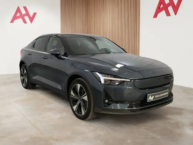 Polestar 2 view 3