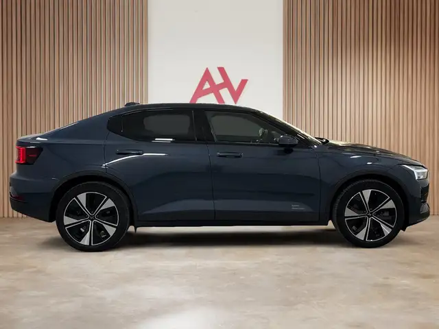 Polestar 2 view 5