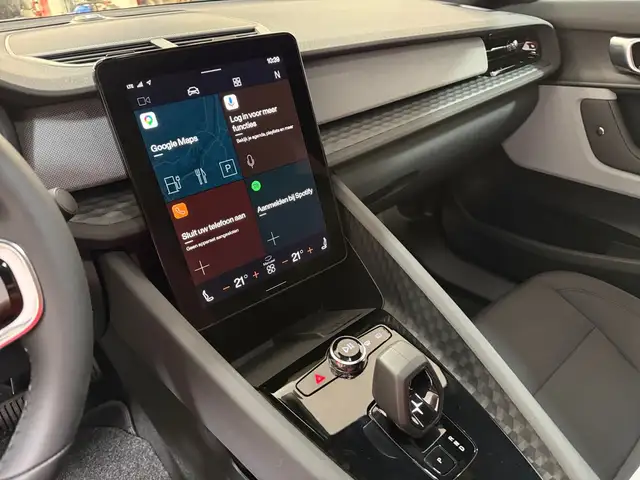 Polestar 2 view 18