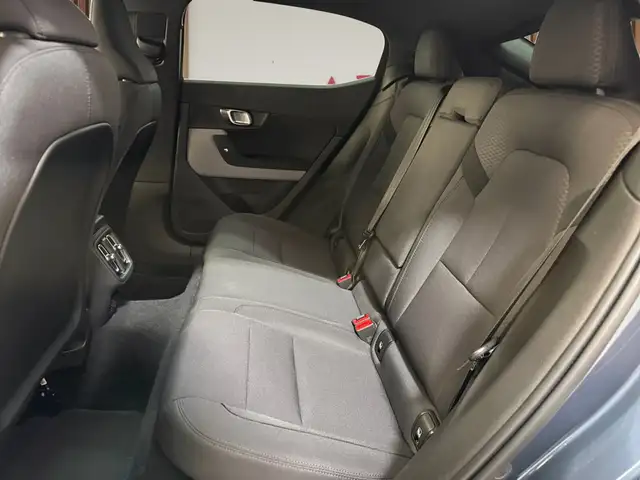 Polestar 2 view 27