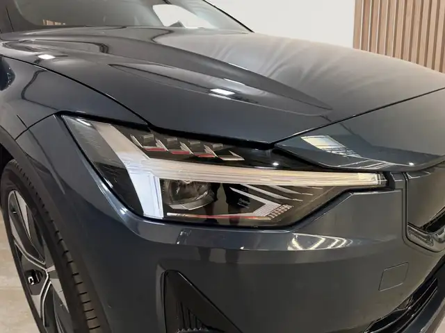 Polestar 2 view 4