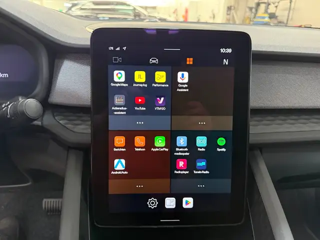 Polestar 2 view 23