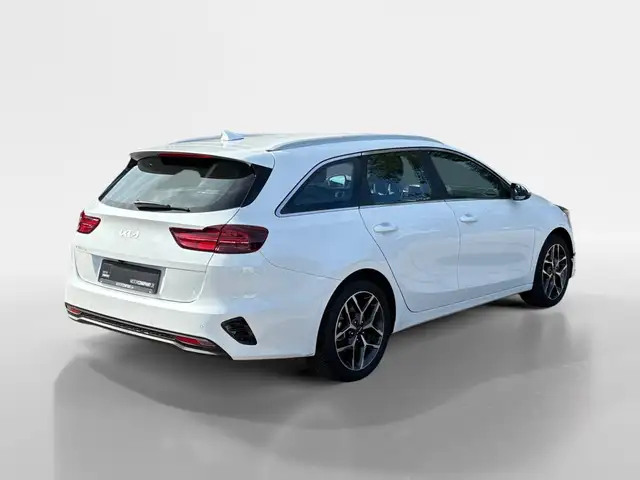Kia Ceed view 5