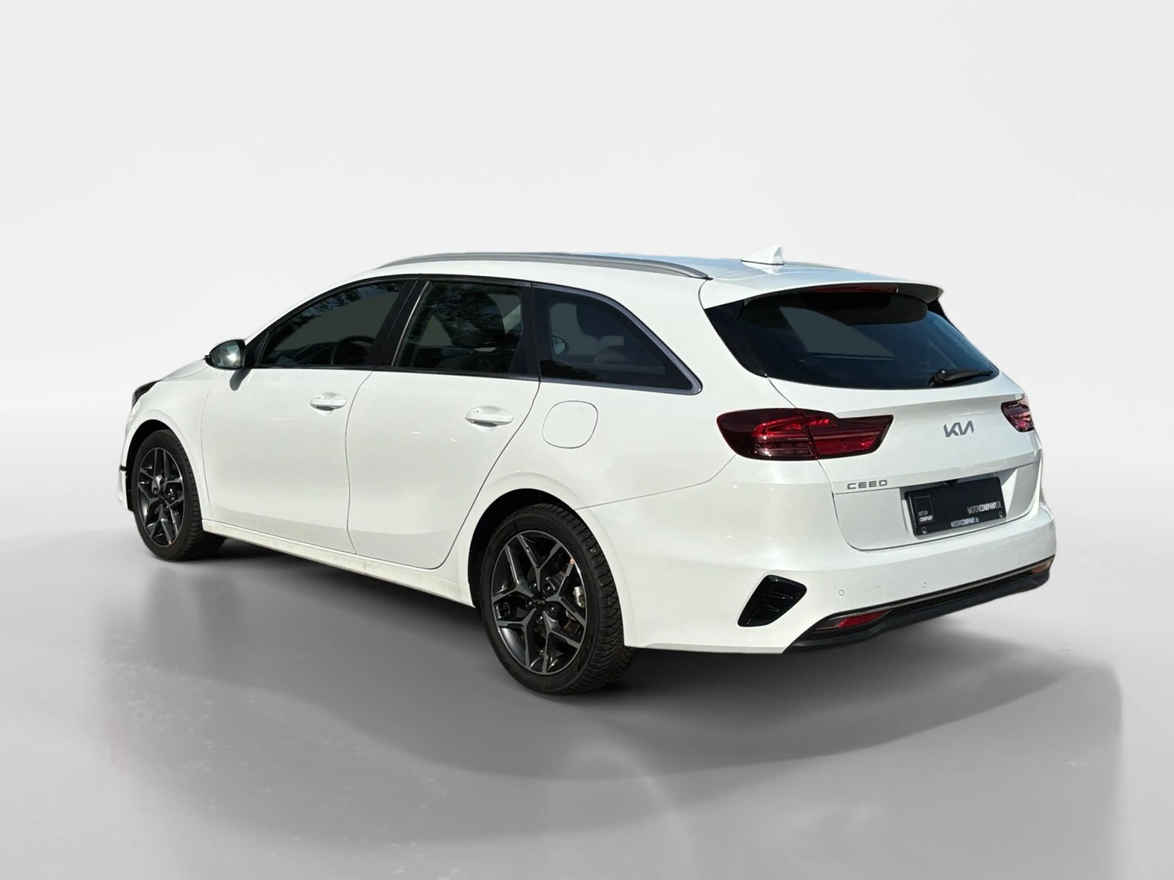 Kia Ceed SW / cee'd SW Ceed SW 1.5 Spirit DCT+LED+Kamera+JBL+SCC — photo 4