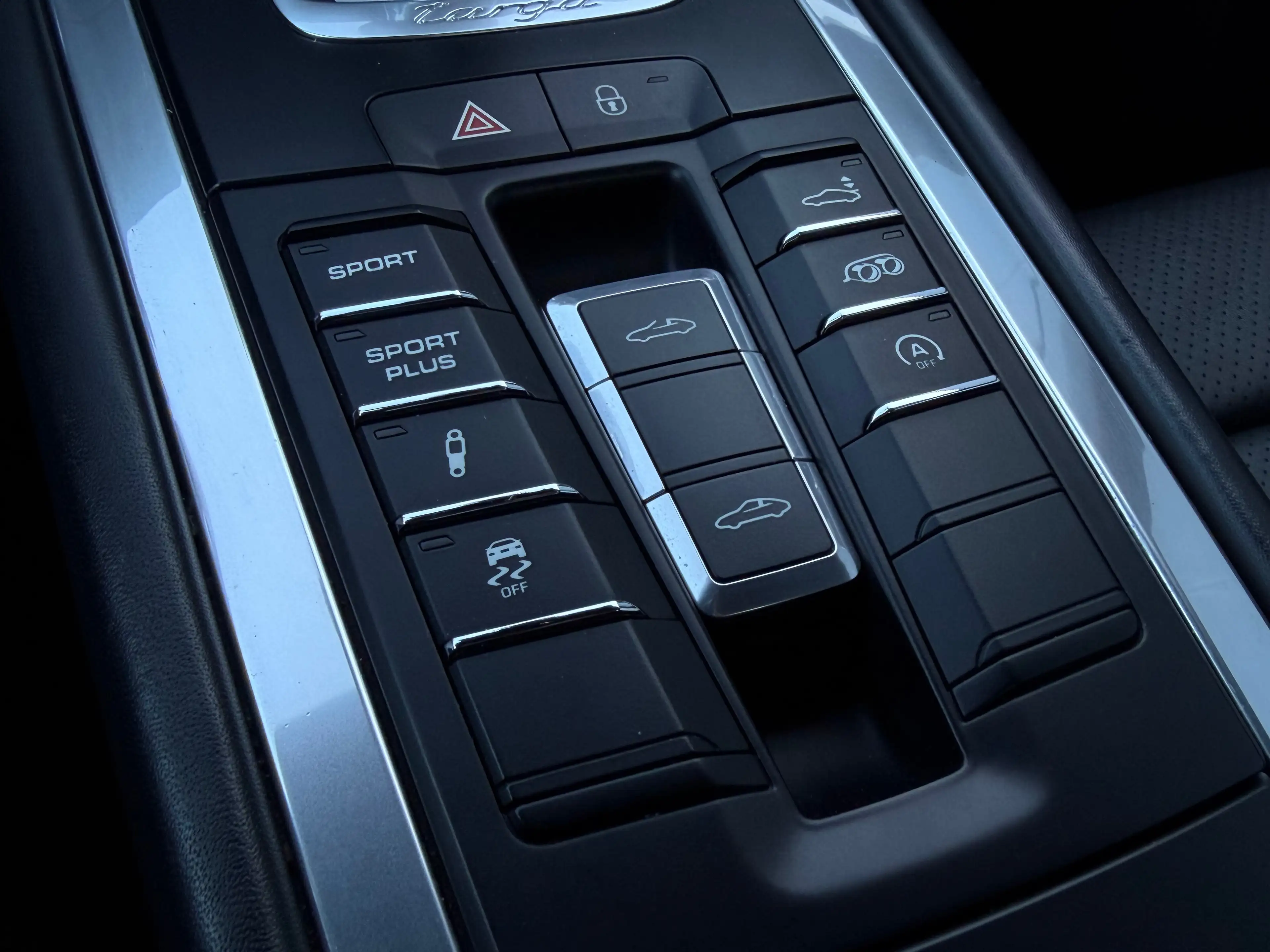 Porsche Targa 911 991 Carrera 4 3.4i PDK — photo 15