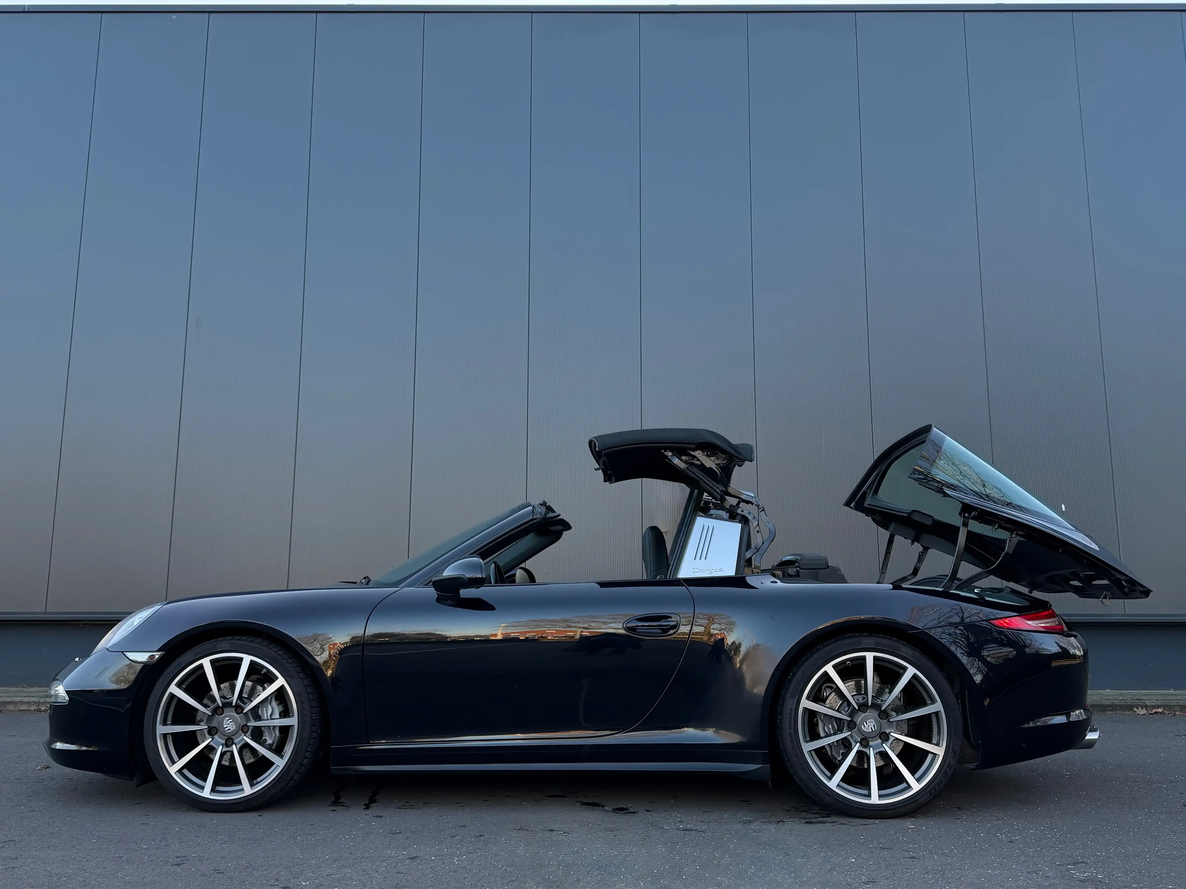 Porsche Targa 911 991 Carrera 4 3.4i PDK — photo 8