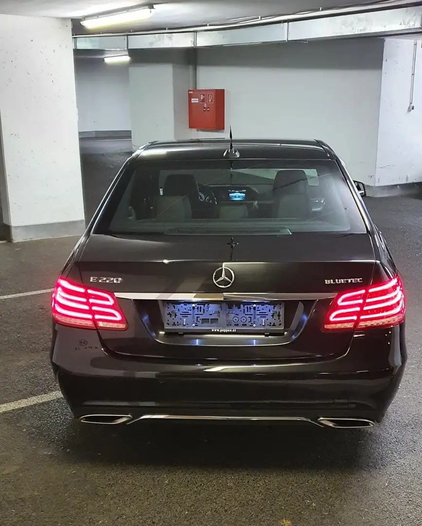 Mercedes-Benz E 220 BlueTEC Avantgarde A-Edition Aut. Schwarz - 1