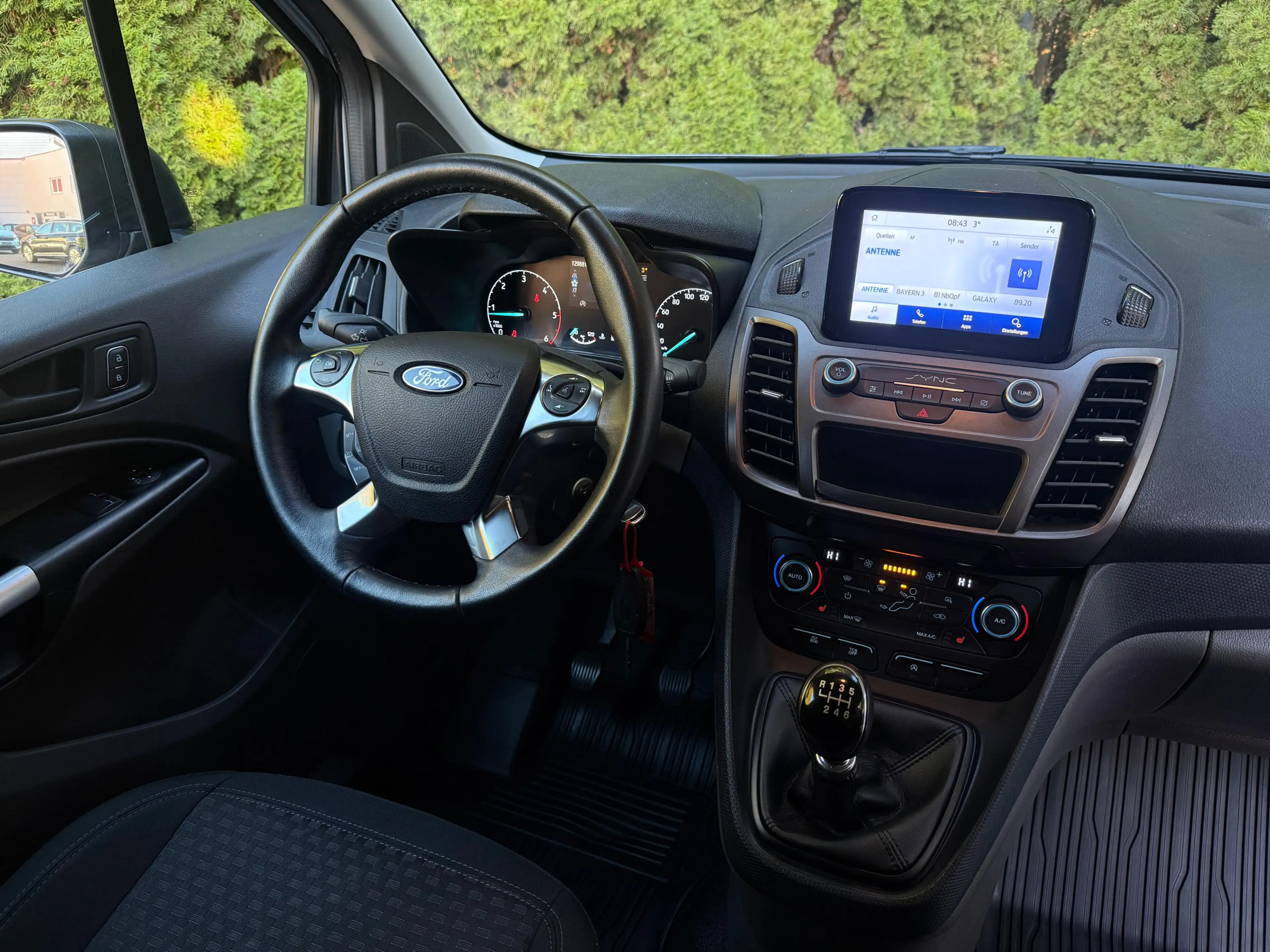 Ford Transit Connect 1.5 TDCi Trend XEN+SHZ+KAM+REGAL — photo 11