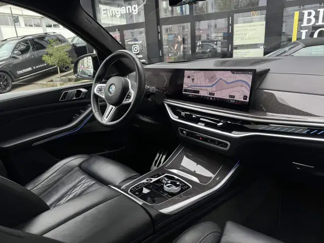 BMW X5 view 7