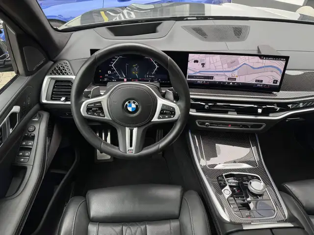 BMW X5 view 8