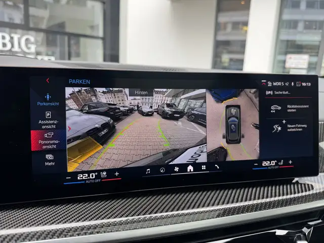 BMW X5 view 13