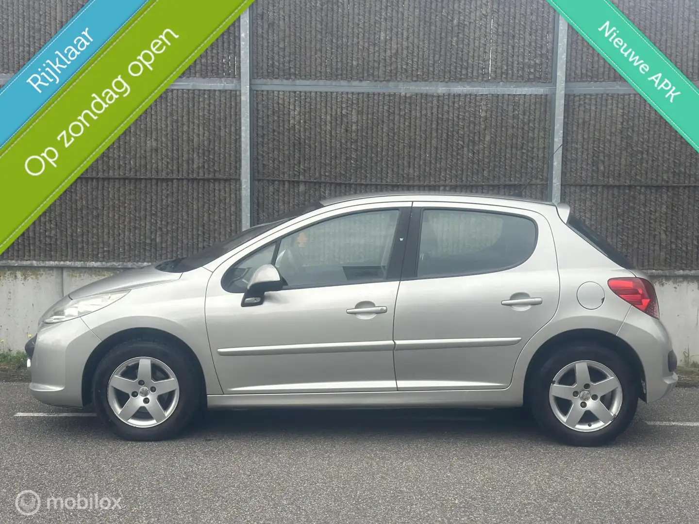 Peugeot 207 1.4-16V XS Pack NWEKOPPELING/CLIMA/NWEAPK Gris - 2