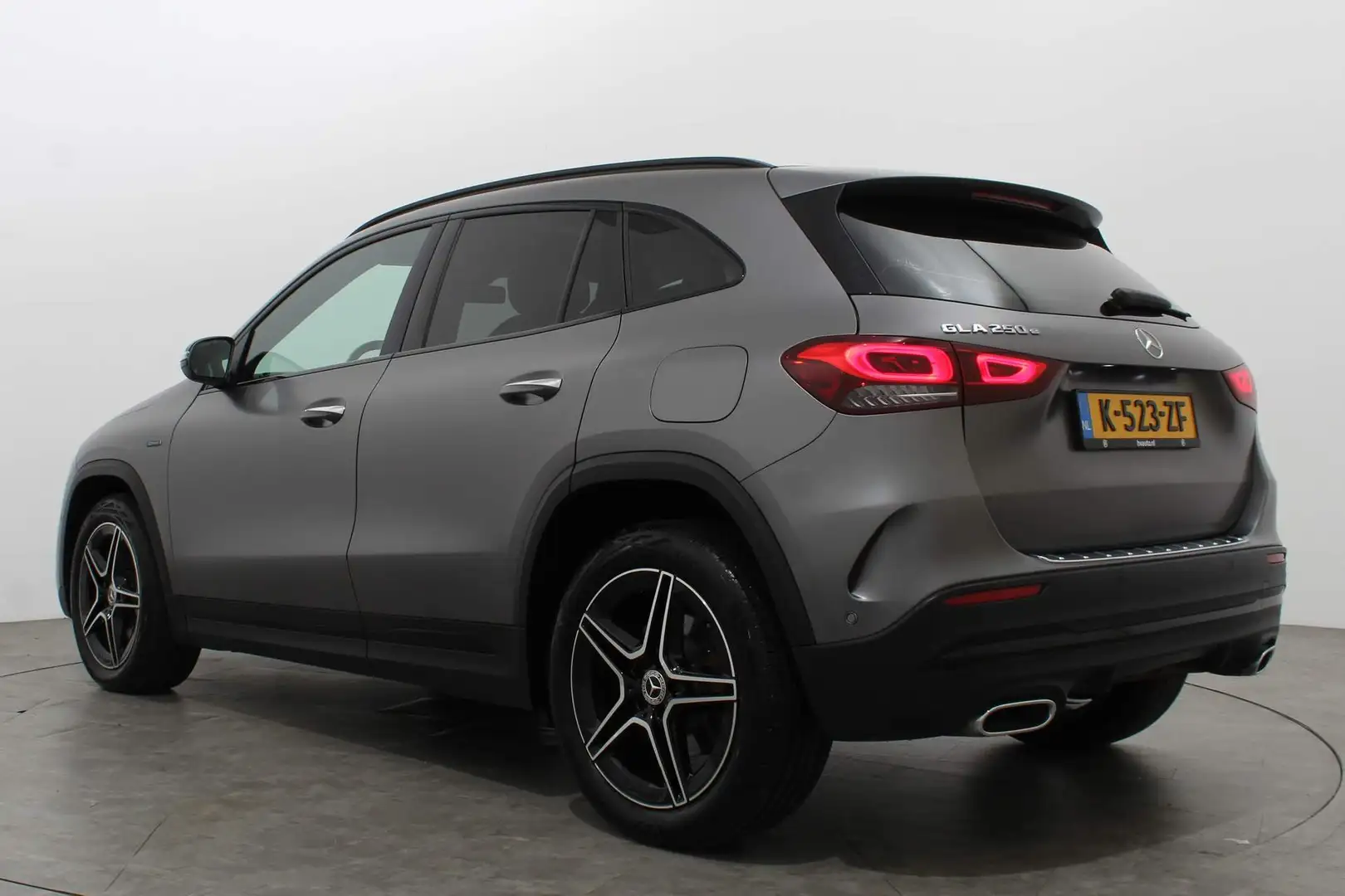 Mercedes-Benz GLA 250 E BUSINESS SOLUTION PLUS AMG LIMITED AUT | Panoram Grey - 2