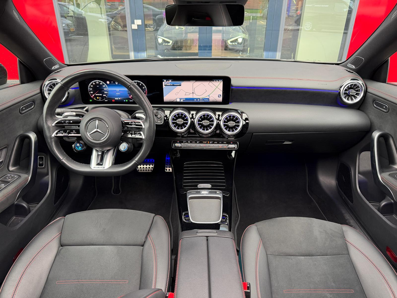 Mercedes-Benz CLA 35 AMG 4MATIC / panoramadak / facelift — photo 10