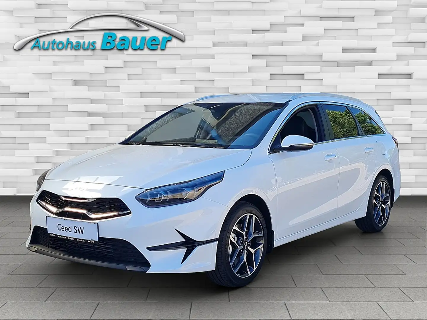 Kia Ceed SW / cee'd SW ceed SW 1,5 TGDI Gold Fehér - 1