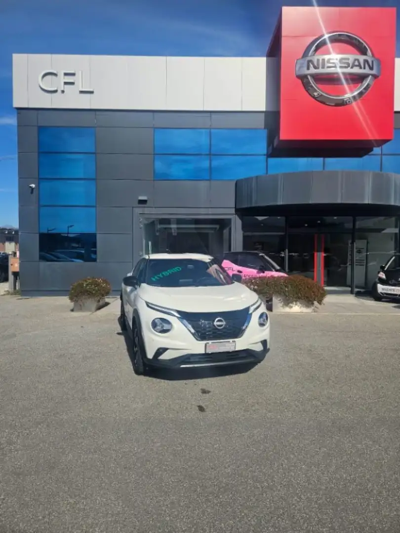 Nissan Juke 1.6 HEV N-Connecta Weiß - 1