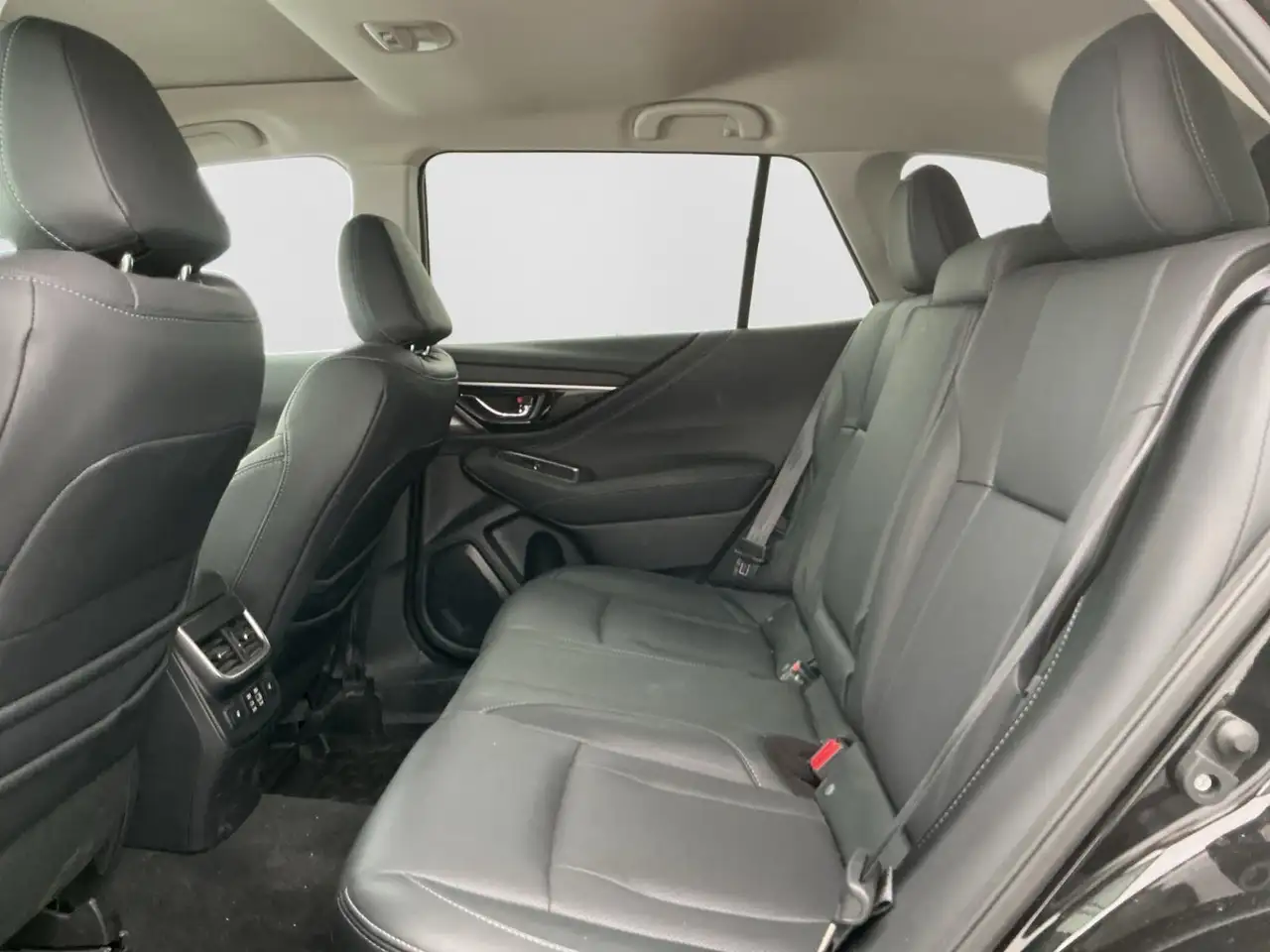 Subaru OUTBACK снимка Subaru OUTBACK