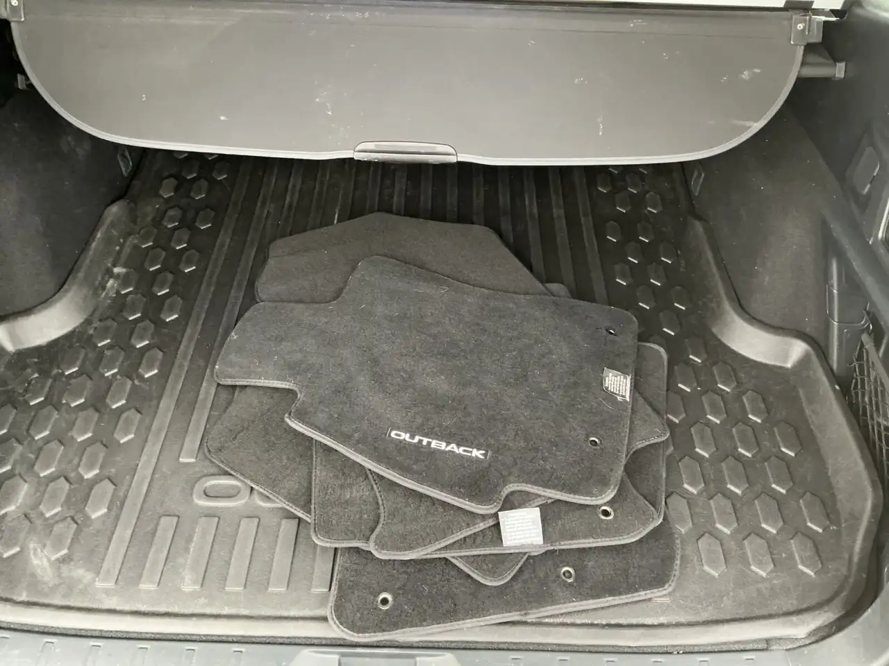 Subaru OUTBACK снимка Subaru OUTBACK