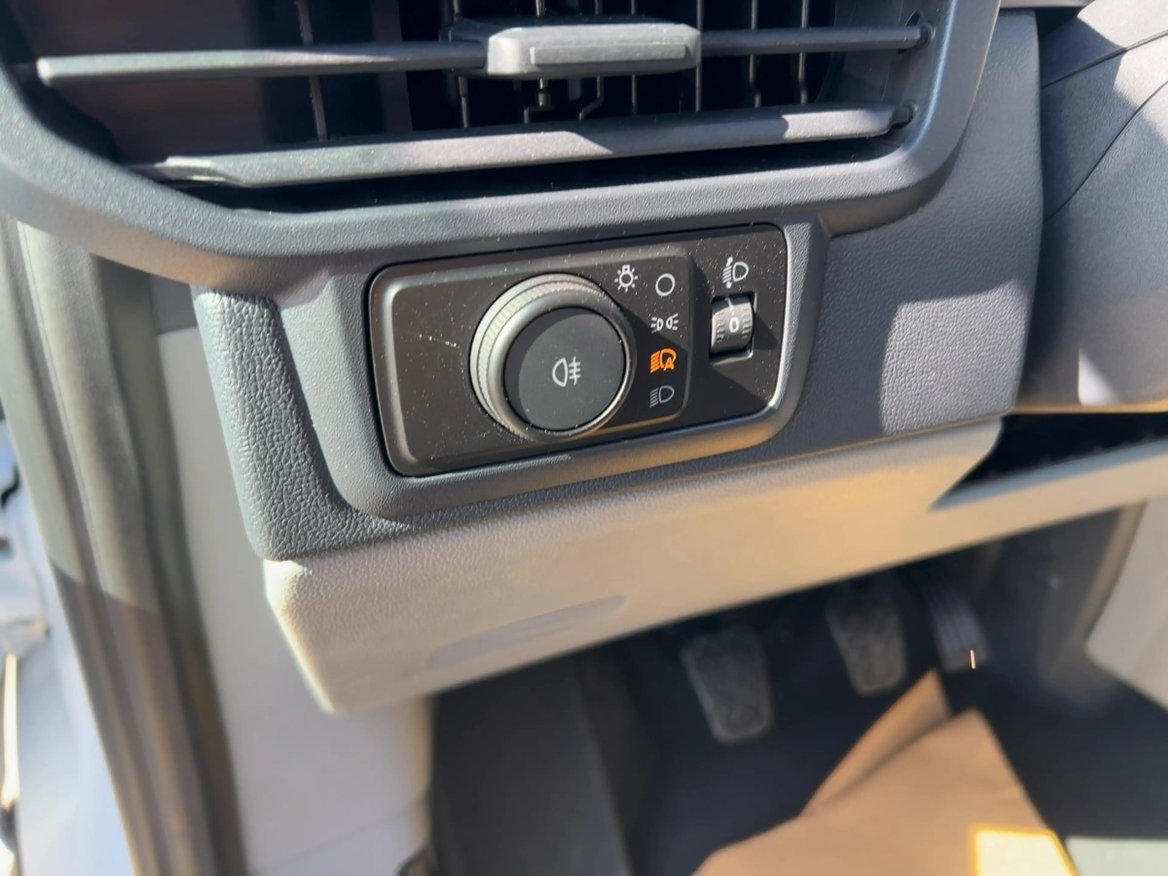 Ford Transit Custom 320 L1 H1 Kombi PKW Trend 100 kW — photo 14