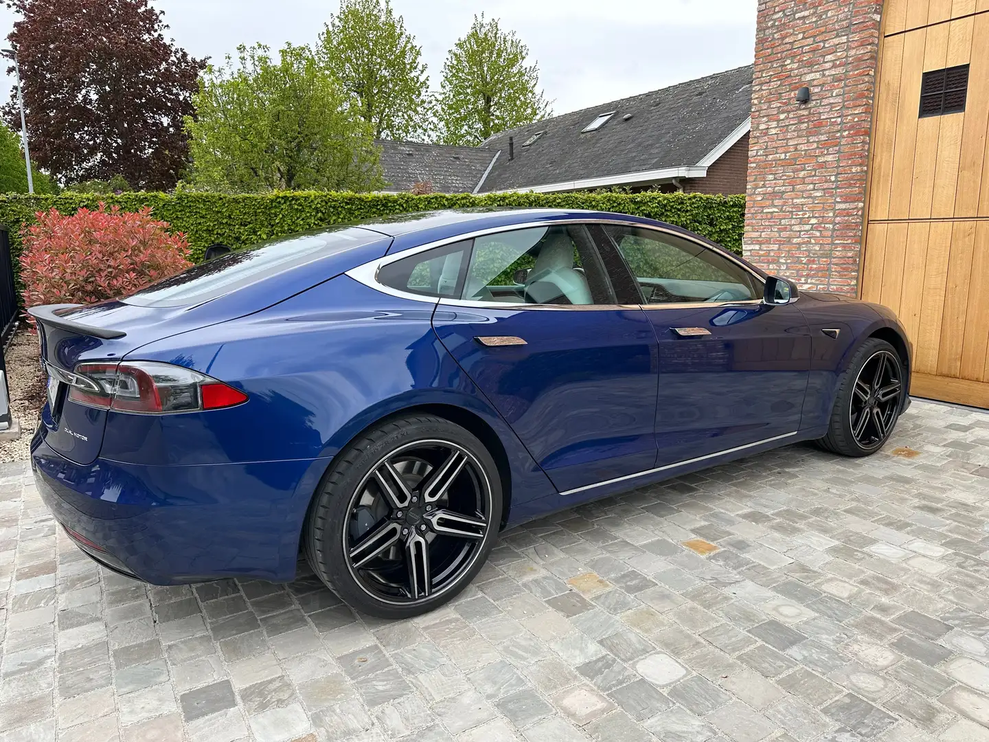 Tesla Model S longrange Blauw - 1
