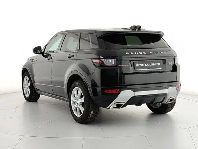 Land Rover Range Rover Evoque view 3