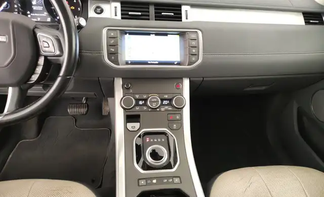 Land Rover Range Rover Evoque view 14