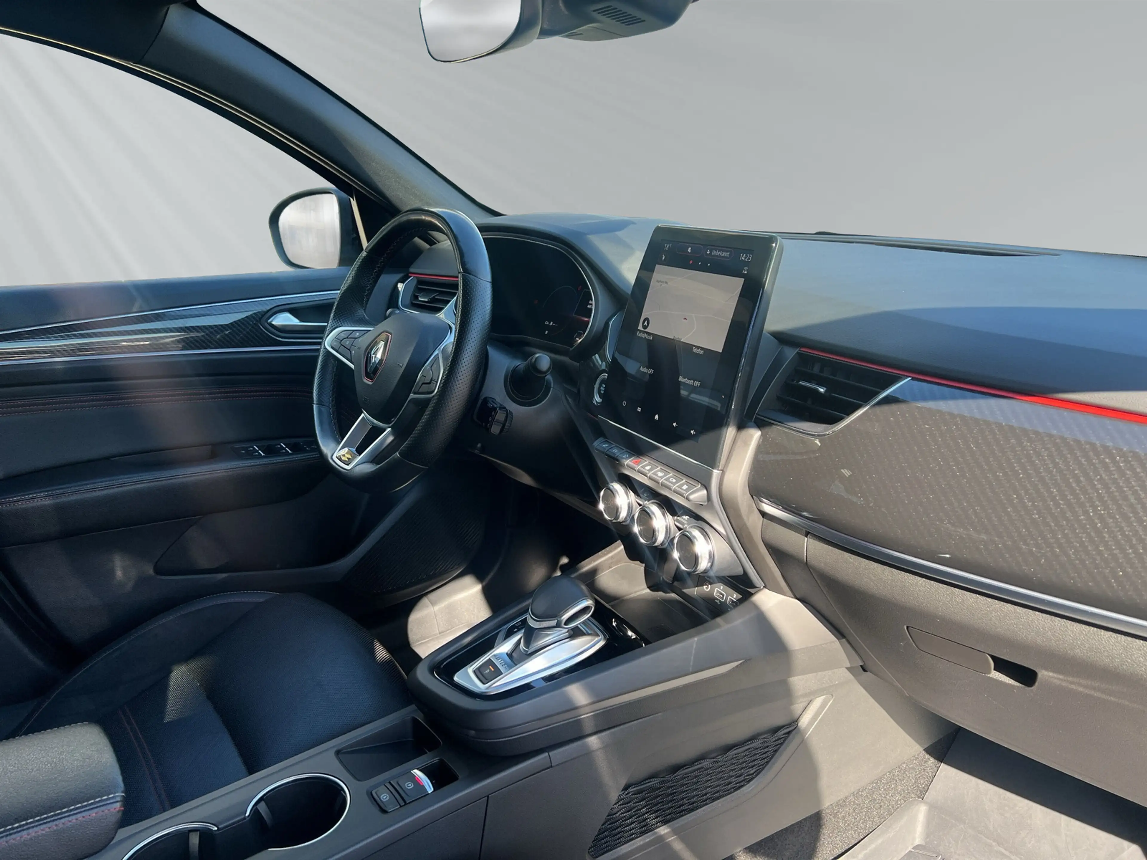 Renault Arkana R.S. LINE E-TECH Hybrid 145 (MY22) — photo 11