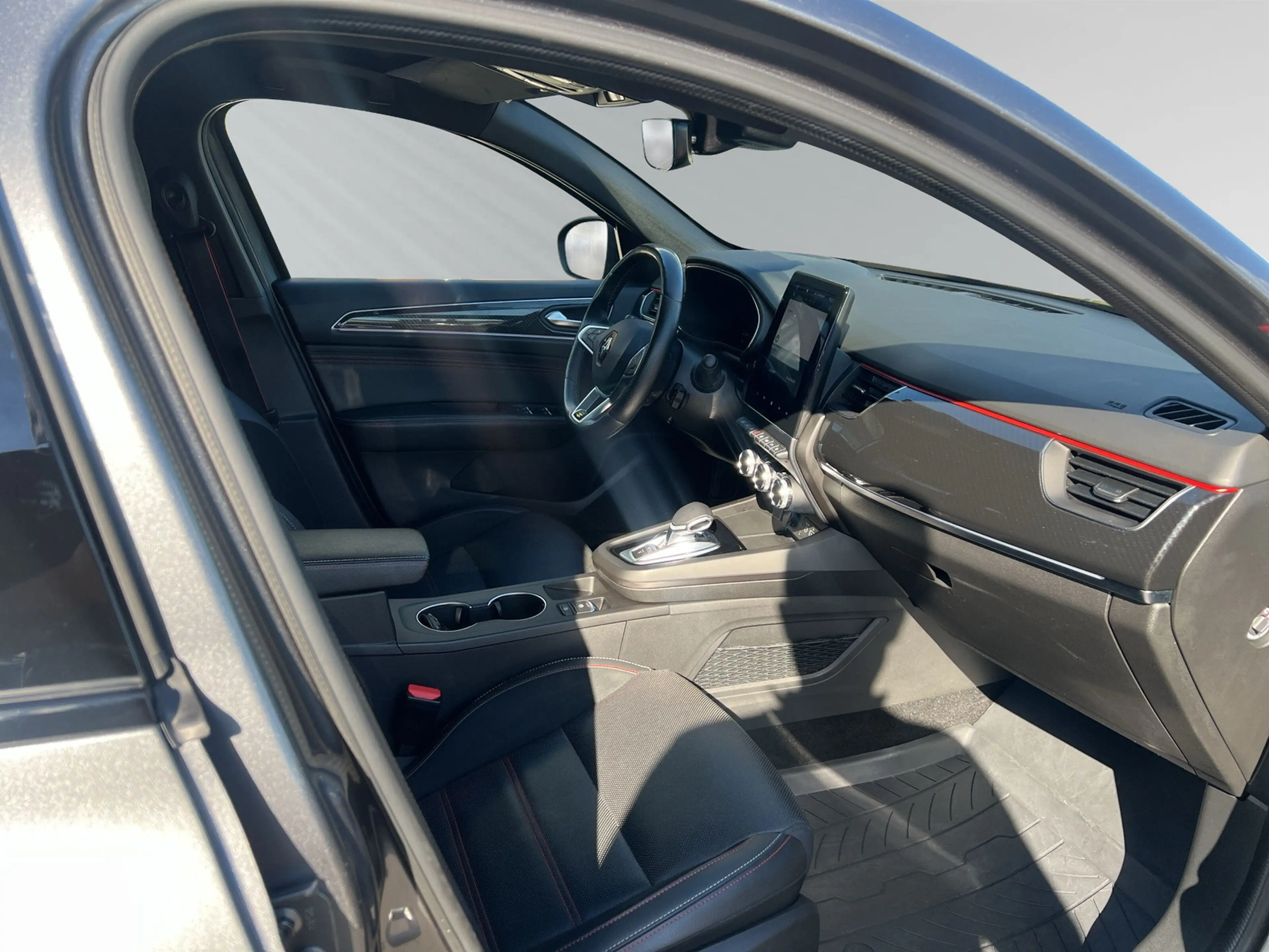 Renault Arkana R.S. LINE E-TECH Hybrid 145 (MY22) — photo 10