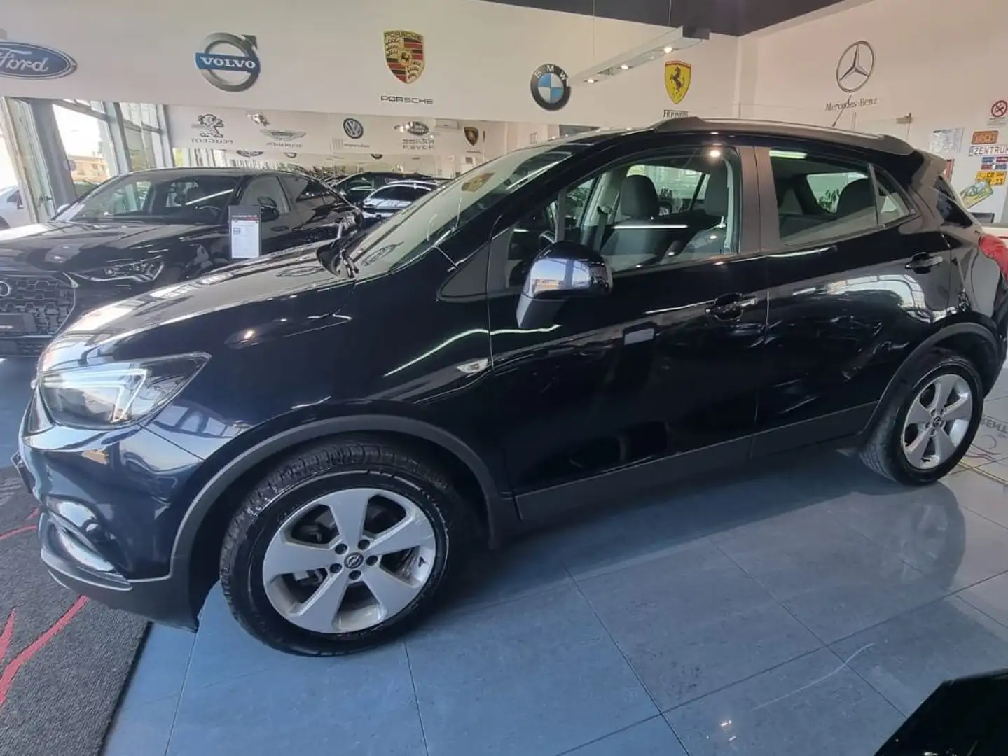 Opel Mokka X 1.6 cdti Business s Синий - 2