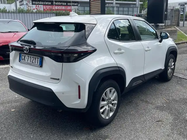 Toyota Yaris Cross view 5