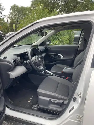 Toyota Yaris Cross view 10