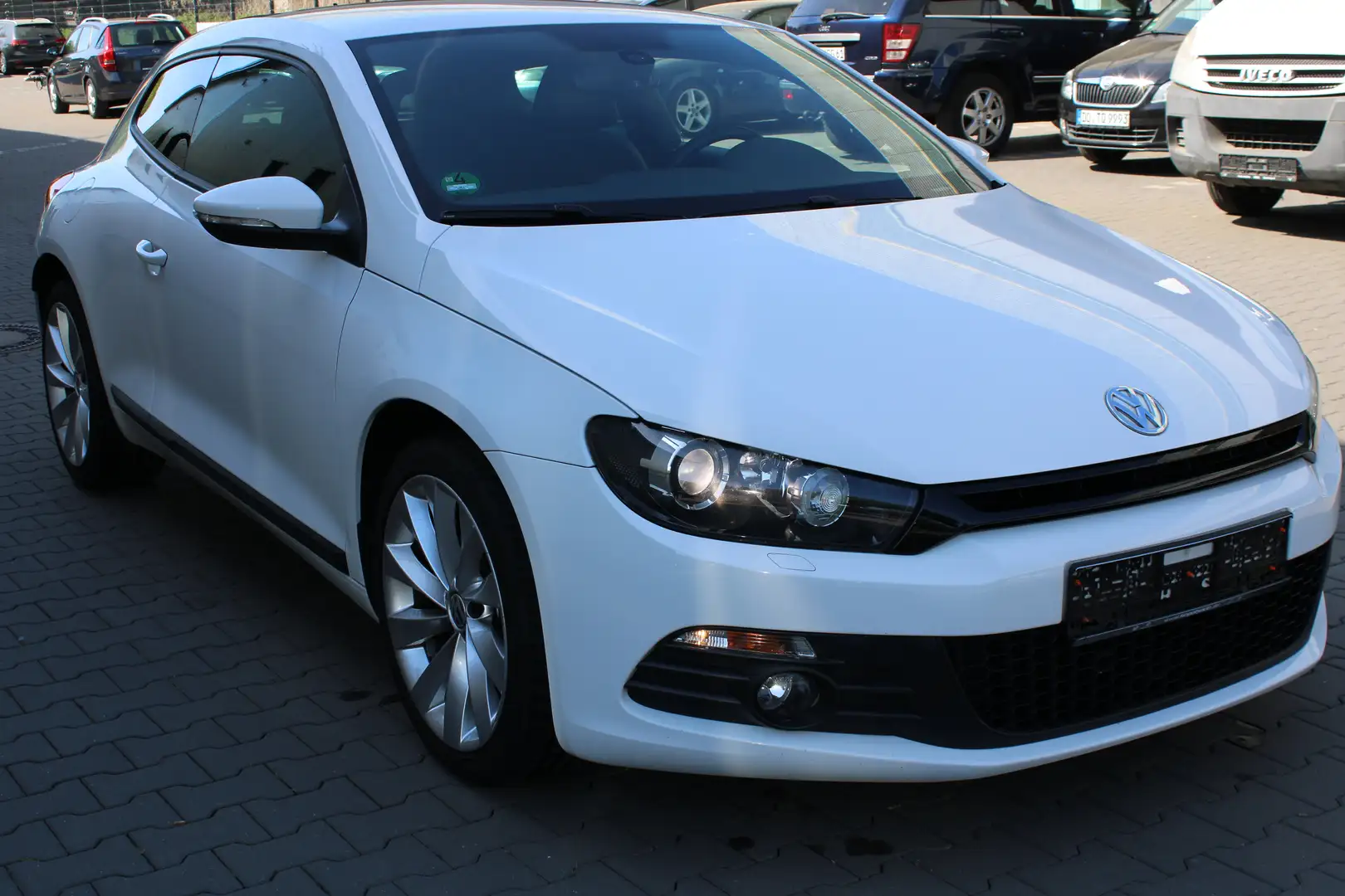 Volkswagen Scirocco 1.4 TSI 160 PS Weiß - 2