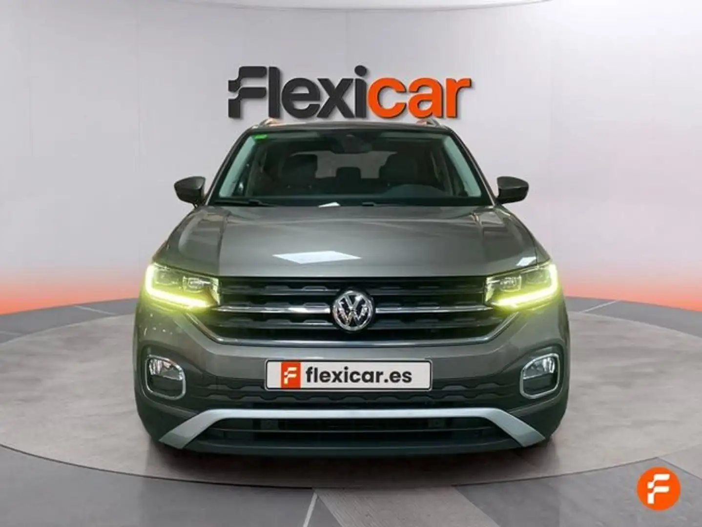 Volkswagen T-Cross 1.5 TSI Sport DSG7 110kW Gris - 2