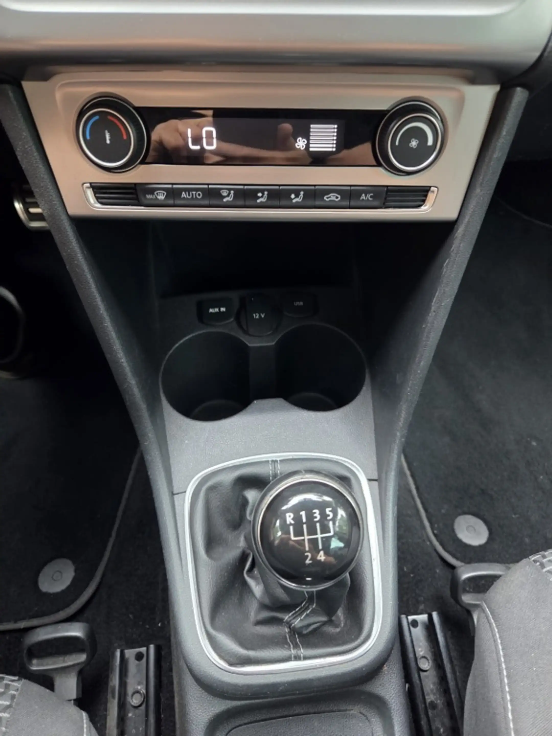 Volkswagen Polo Cross 1.2 TSI — photo 15
