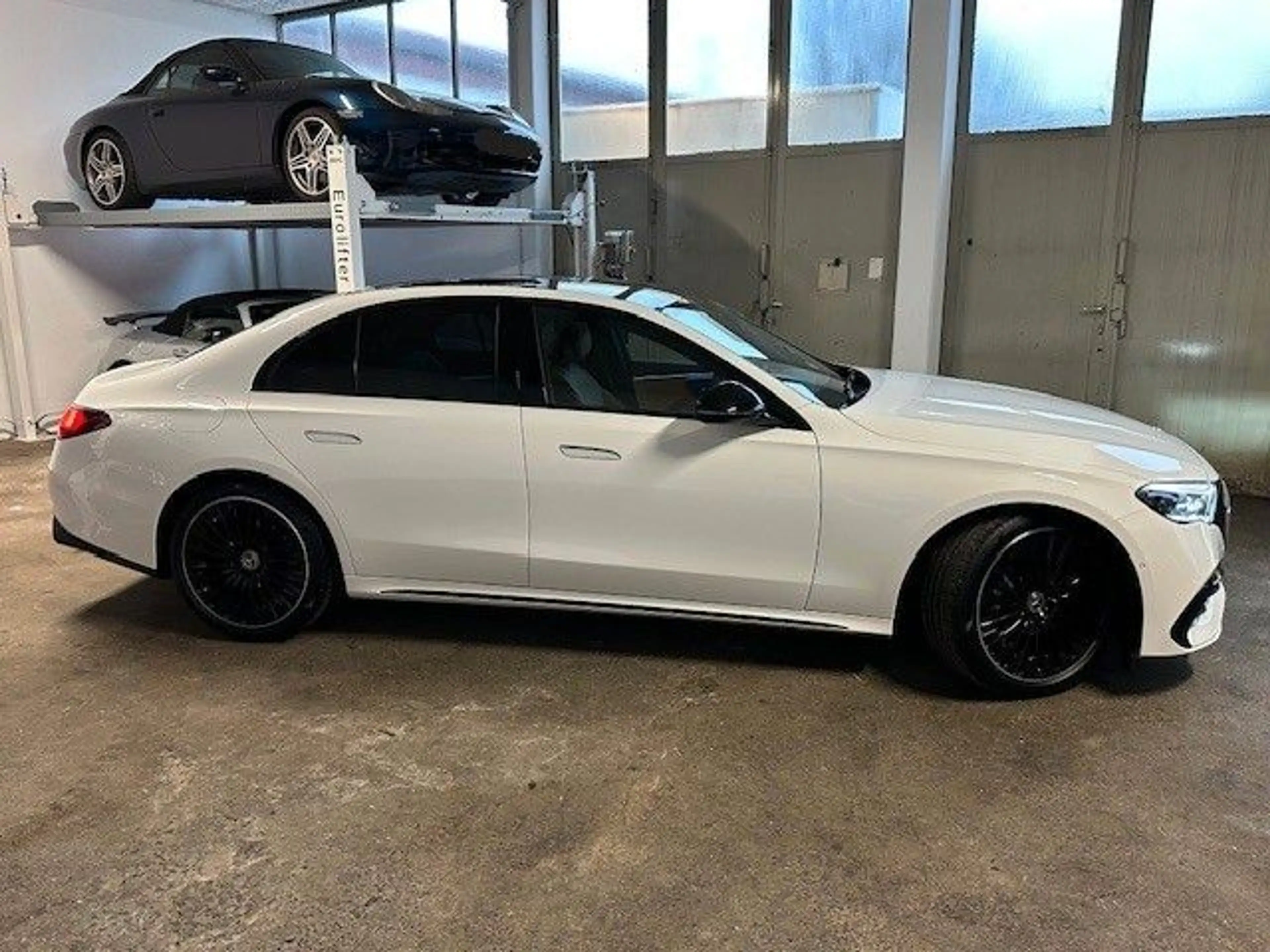 Mercedes-Benz E 200 E 200 AMG Line Premium (214.050) — photo 6