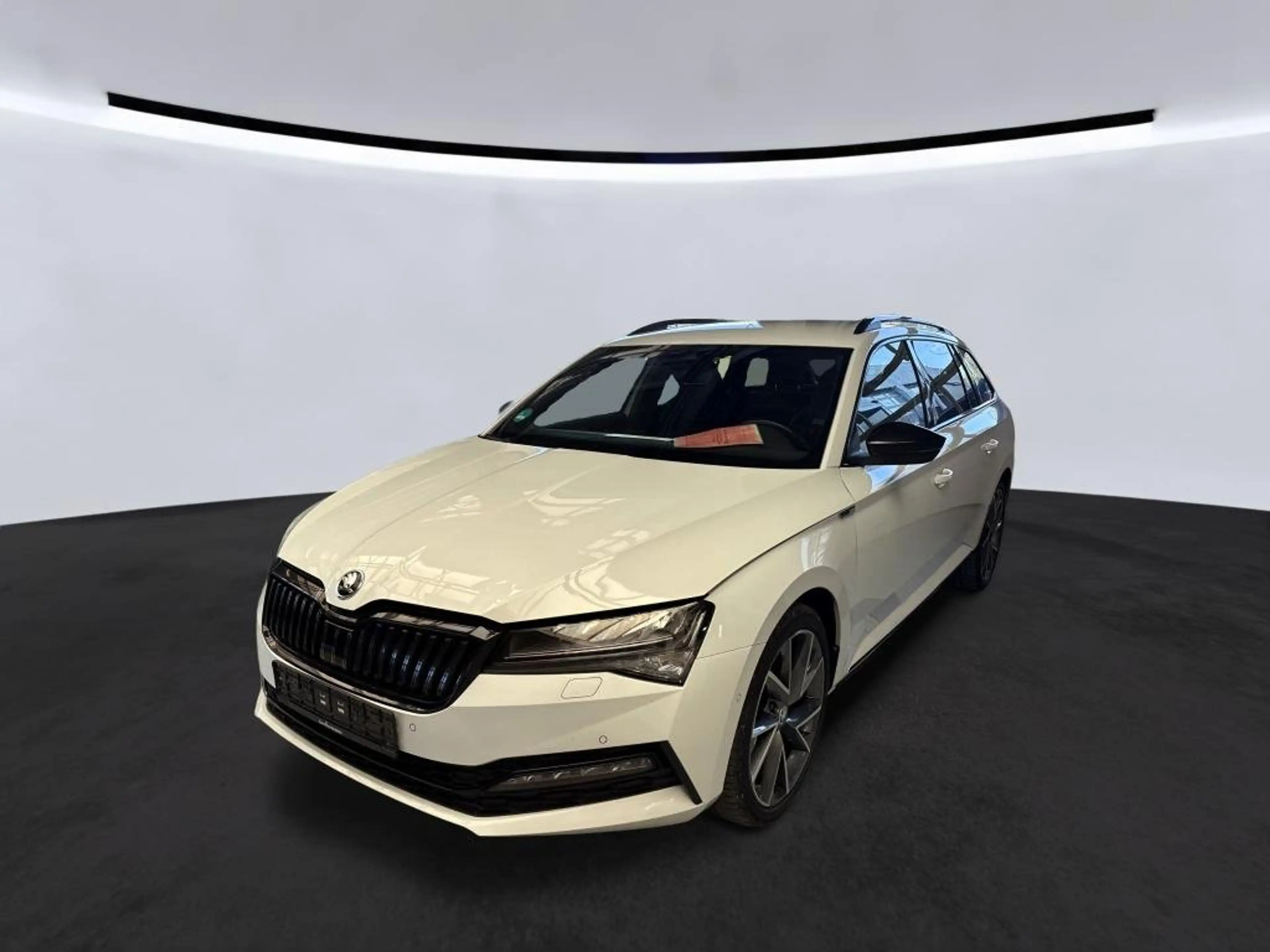Skoda Superb Combi 2.0 TDI DSG Sportline Kamera AHK