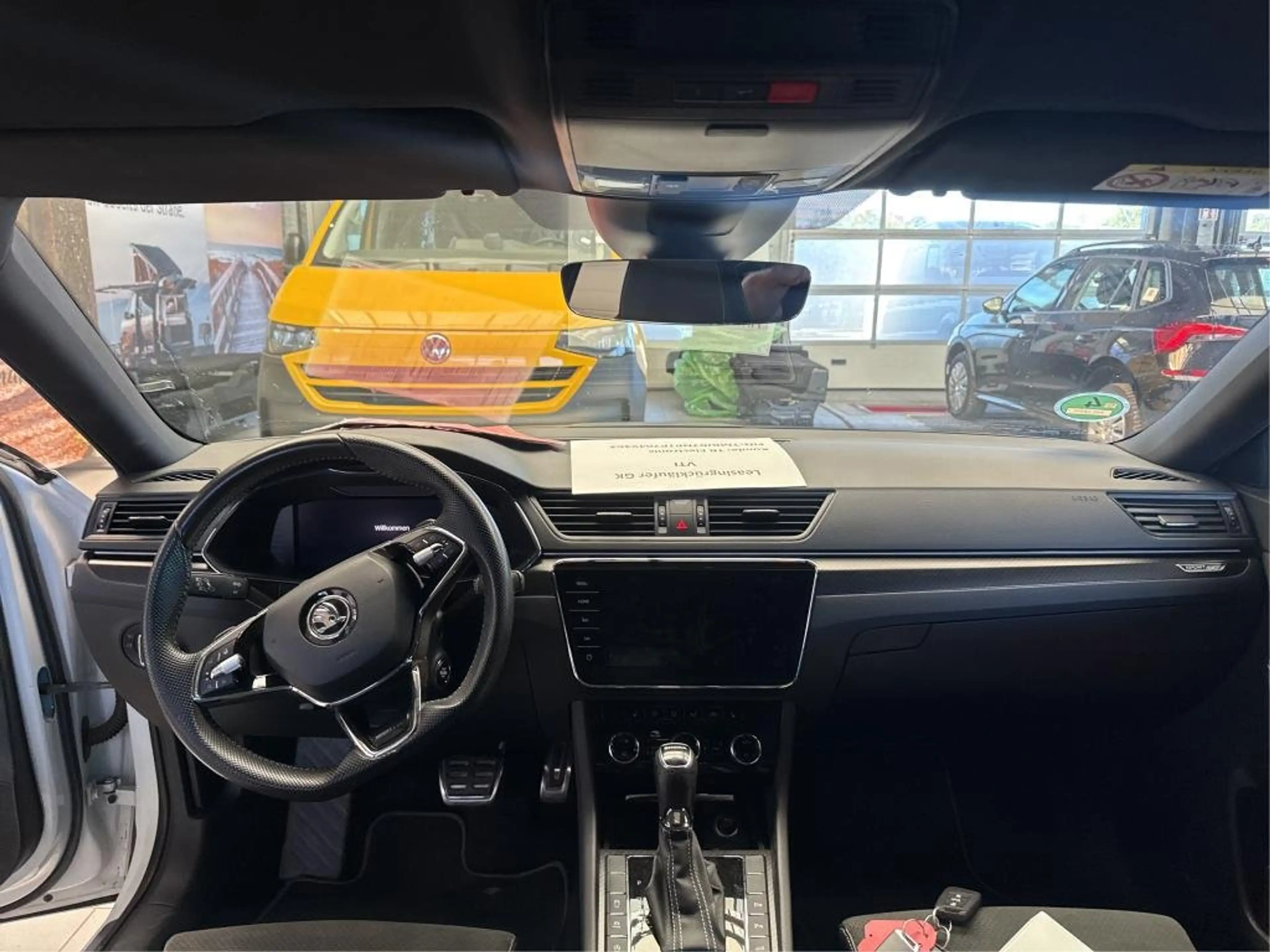 Skoda Superb Combi 2.0 TDI DSG Sportline Kamera AHK — photo 4
