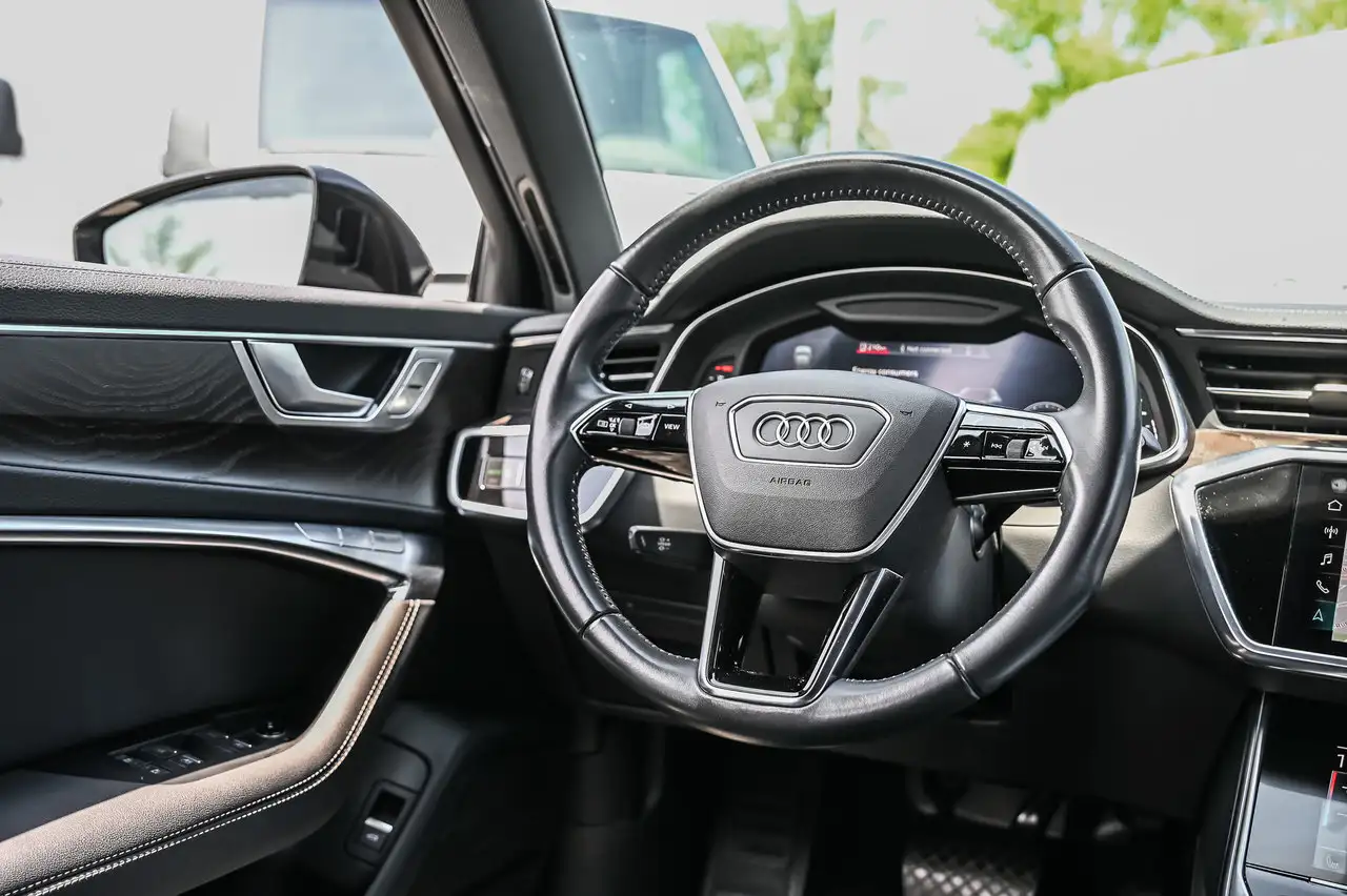 Audi A6 снимка Audi A6