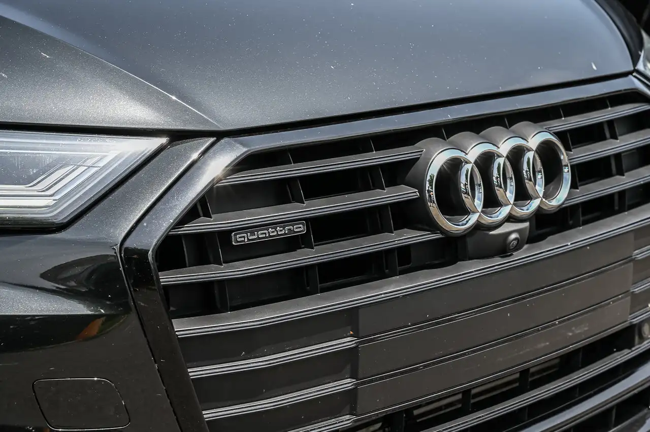 Audi A6 снимка Audi A6
