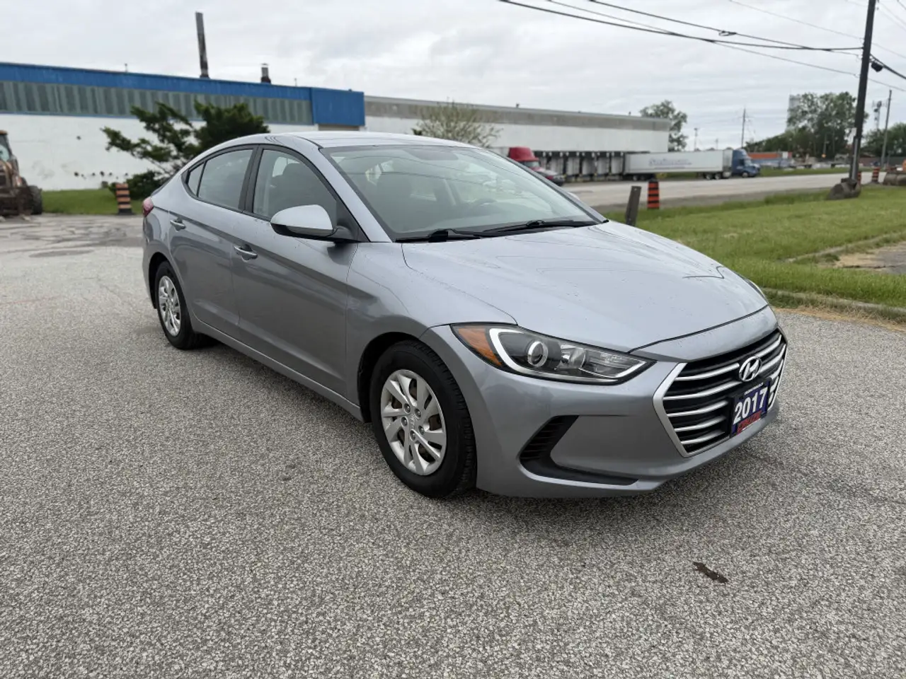 Hyundai ELANTRA снимка Hyundai ELANTRA