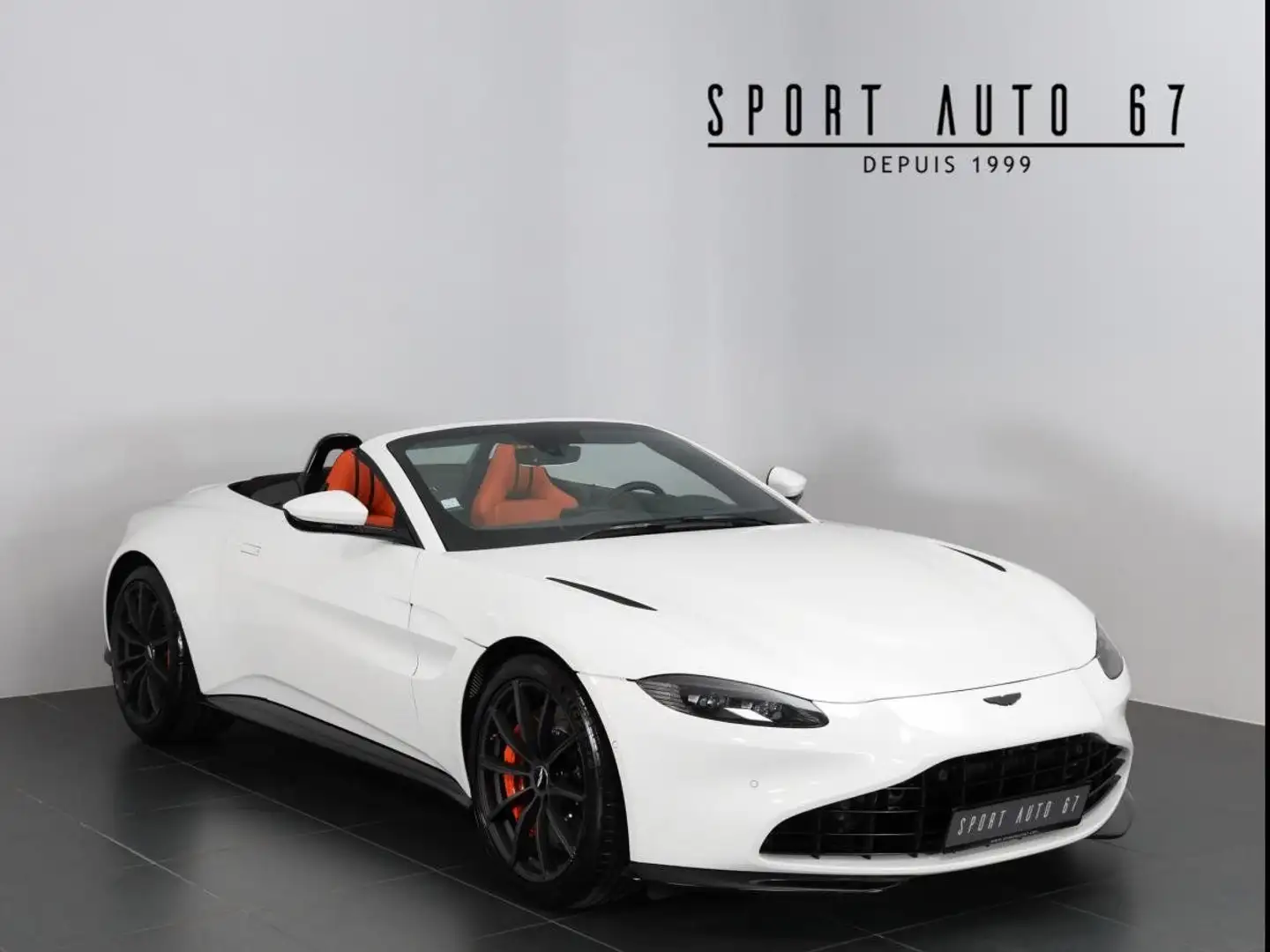 Aston Martin V8 ROADSTER 4.0 L BI TURBO - 1