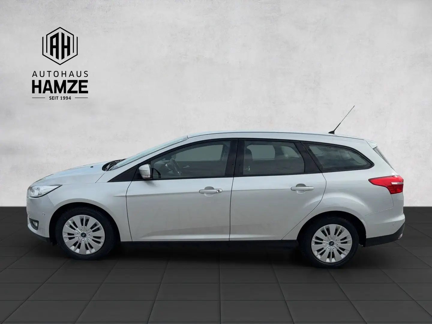 Ford Focus Turnier Business|Navigation|AHK|Tempomat Zilver - 2