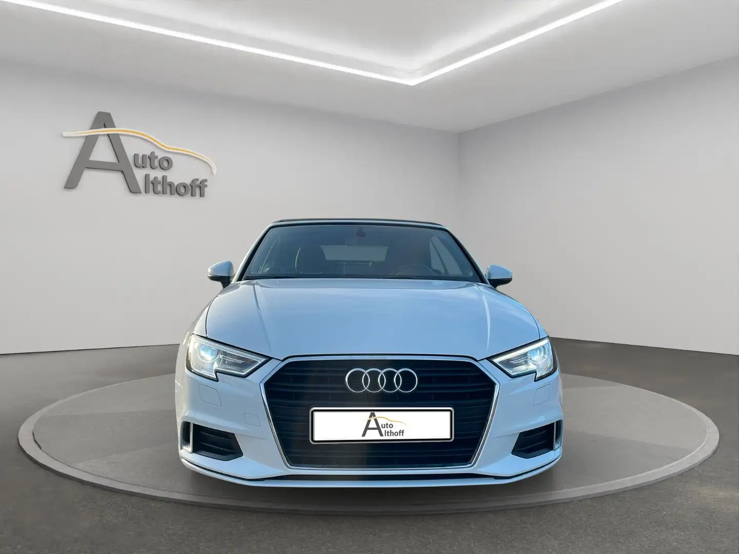 Audi A3 Cabrio 35TFSI sport Aut. VC CARPL NAV+ KEYL Bianco - 2