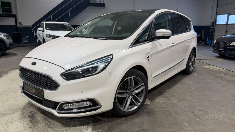Ford S-Max S-MAX Vignale Panorama 7Sitze Voll Ausstattung — photo 2