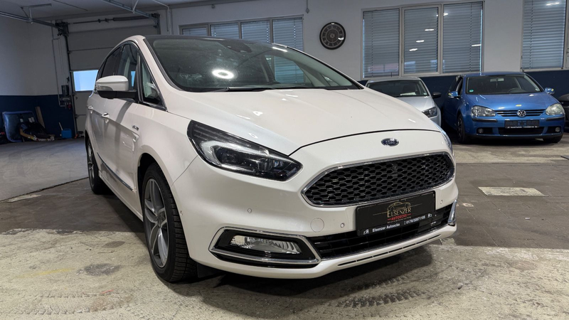 Ford S-Max S-MAX Vignale Panorama 7Sitze Voll Ausstattung — photo 9