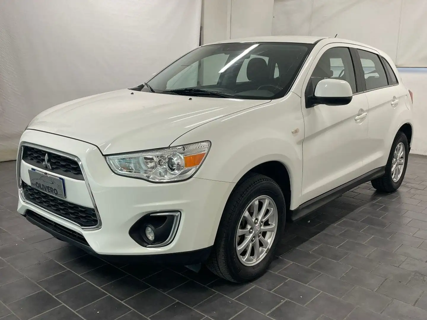 Mitsubishi ASX 1.8 DI-D 150 CV 4WD-UNIPRO Bianco - 2